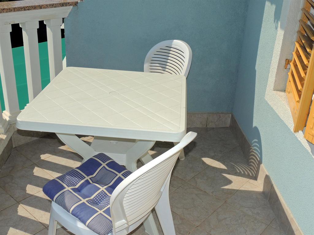 Apartments Zlatko คิร์ก ภายนอก รูปภาพ