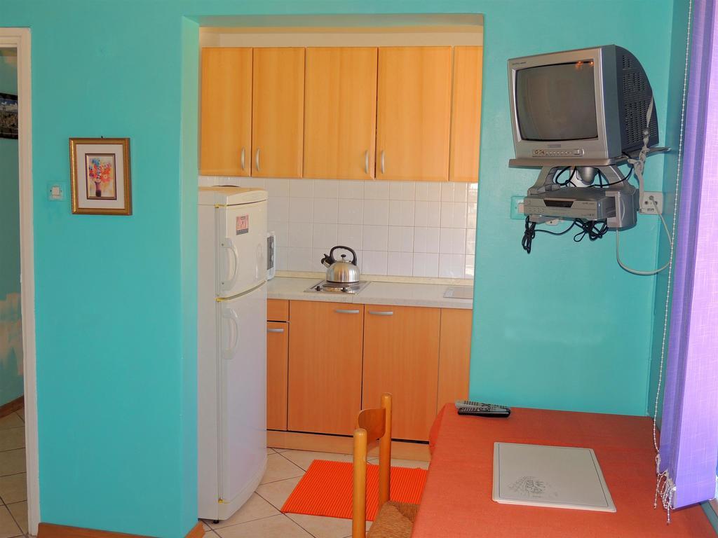 Apartments Zlatko คิร์ก ภายนอก รูปภาพ