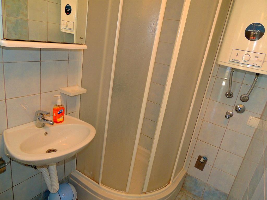 Apartments Zlatko คิร์ก ภายนอก รูปภาพ
