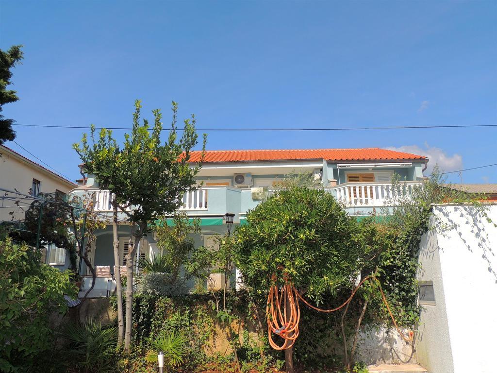 Apartments Zlatko คิร์ก ภายนอก รูปภาพ